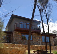 Of Stone and Wood Guesthouse - Accommodation Brisbane