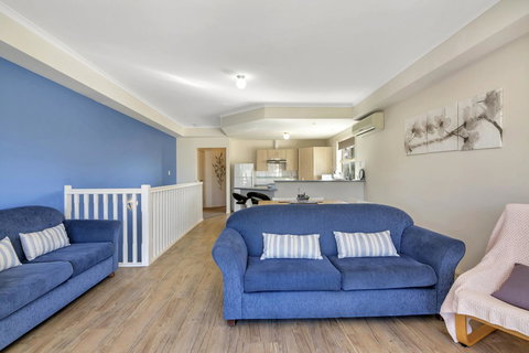 The Lighthouse - Port Willunga - C21 SouthCoast Holidays - Accommodation Brisbane 7