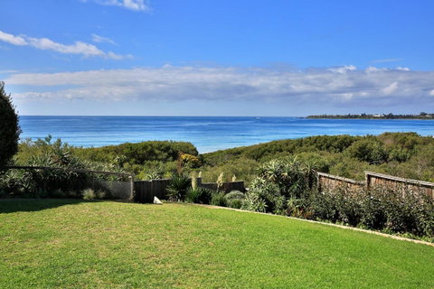Culburra Beachhouse - Accommodation Brisbane 17