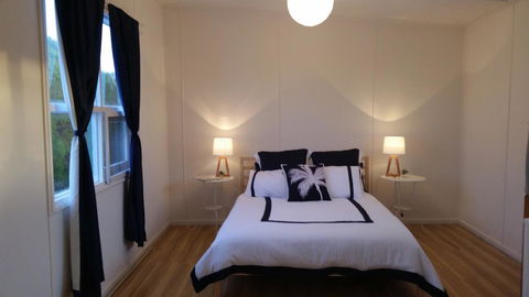 The Sandland Shack - Accommodation Brisbane 1