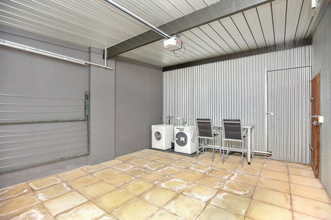 Esplanade Escape - Accommodation Brisbane 37