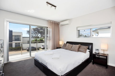 Esplanade Escape - Accommodation Brisbane 14