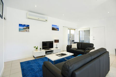Blue Zone - Aldinga Beach - Accommodation Brisbane 2