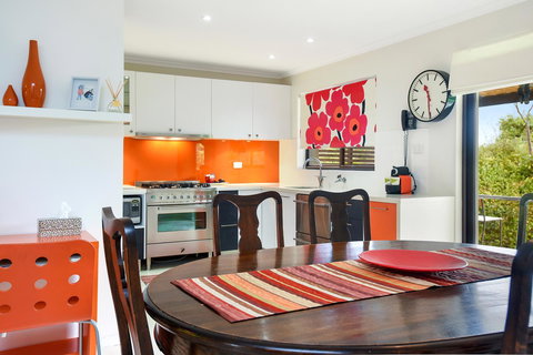 Red Door - Accommodation Brisbane 2