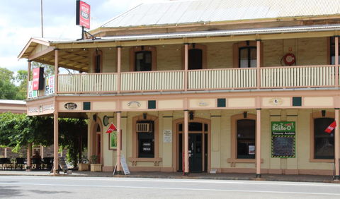 Royal Exchange Hotel - Accommodation Brisbane 2