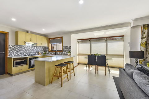 City Four Apartment - Accommodation Brisbane 0
