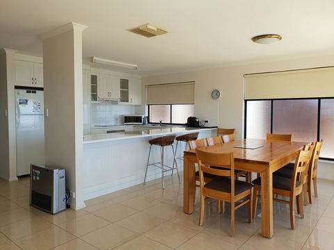 South Shores - Accommodation Brisbane 8