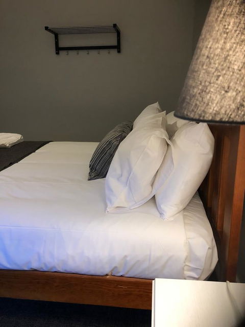 Cornwall Hotel - Accommodation Brisbane 9