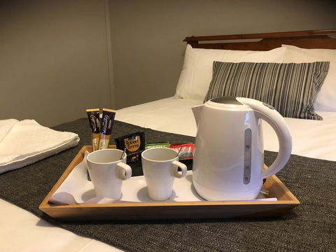 Cornwall Hotel - Accommodation Brisbane 10
