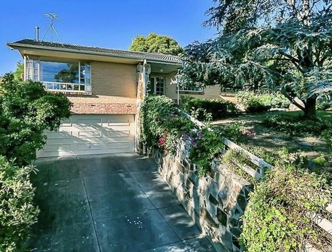 Stunning House With Beautiful Entertainment Area!! - Accommodation Brisbane 18