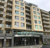 Glenelg Holiday Apartments-Pier - Accommodation Brisbane