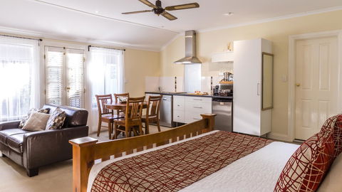 One Tree Bed And Breakfast - Accommodation Brisbane 17