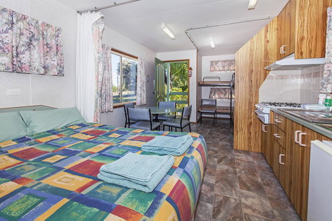 Echo Holiday Parks - Naracoorte - Accommodation Brisbane 0