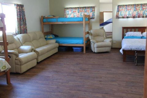 LAS ARENAS - The Sands - BEACH HOUSE - Accommodation Brisbane 4