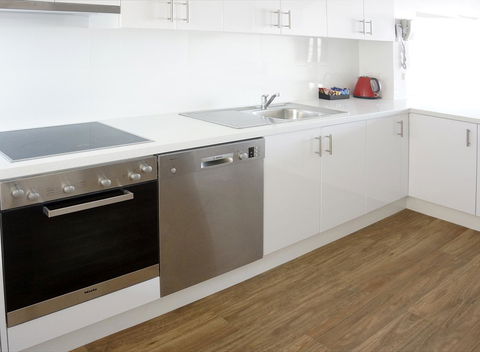 Oceanside 23 - Accommodation Brisbane 13