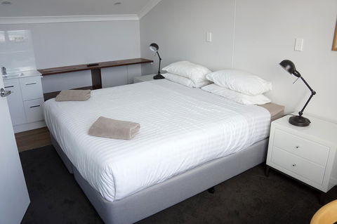 Oceanside 23 - Accommodation Brisbane 9