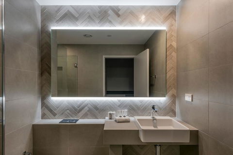 The Adnate Perth - Art Series - Accommodation Brisbane 23