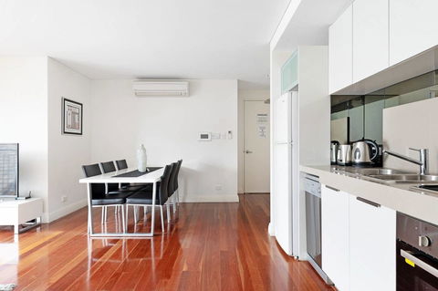 Parklane Apartments - Accommodation Brisbane 13