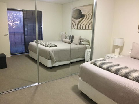Parklane Apartments - Accommodation Brisbane 10