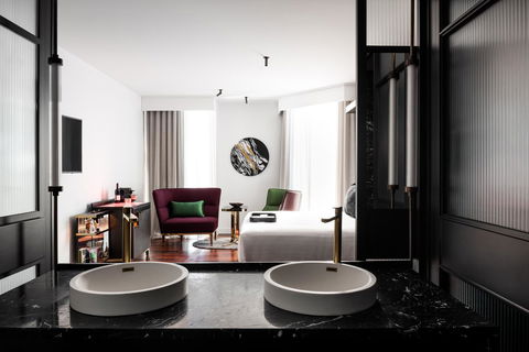 QT Perth - Accommodation Brisbane 27
