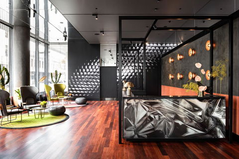 QT Perth - Accommodation Brisbane 11