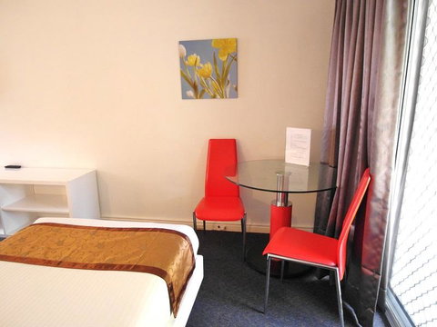 Econo Lodge Rivervale - Accommodation Brisbane 13