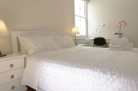 Stunning Terrace In Centennial Park - Accommodation Brisbane 8
