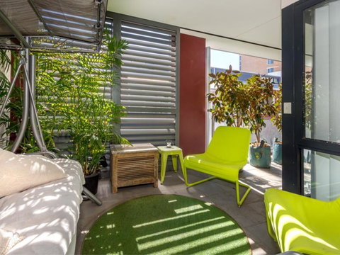 Home Apartment - Perth City Centre - Free WiFi - Accommodation Brisbane 2