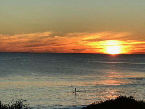 Cottesloe Beachfront Ocean View Apartment - Accommodation Brisbane 4