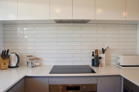 Cottesloe Beachfront Ocean View Apartment - Accommodation Brisbane 11