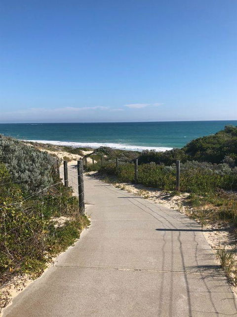 The Compass Beach House - Accommodation Brisbane 14