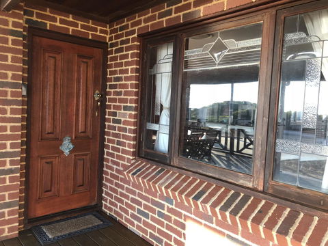 The Compass Beach House - Accommodation Brisbane 28