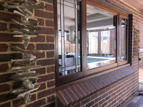 The Compass Beach House - Accommodation Brisbane 11