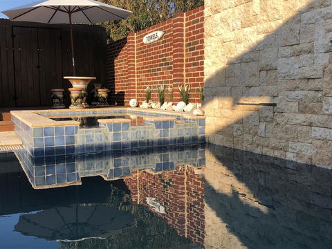 The Compass Beach House - Accommodation Brisbane 25