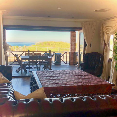 The Compass Beach House - Accommodation Brisbane 24