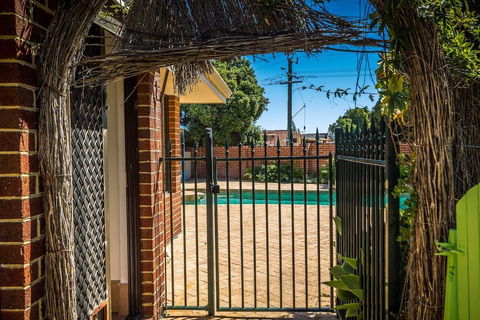 Yanchep Beach Retreat - Accommodation Brisbane 35