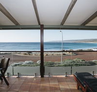 Canal Rocks Beachfront Apartments - Accommodation Brisbane