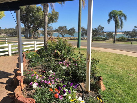 Kalbarri Seafront Villas - Accommodation Brisbane 10