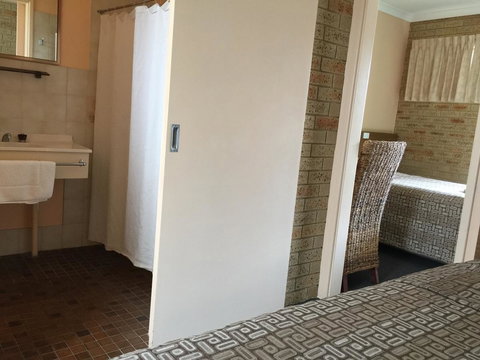 Mount Barker Valley Views Motel & Chalets, Western Australia - Accommodation Brisbane 6