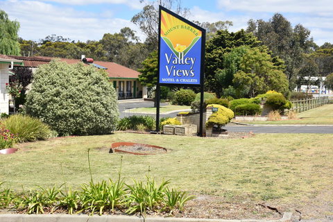 Mount Barker Valley Views Motel & Chalets, Western Australia - Accommodation Brisbane 10