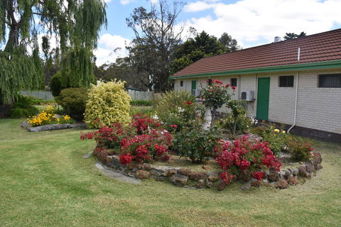 Mount Barker Valley Views Motel & Chalets, Western Australia - Accommodation Brisbane 13