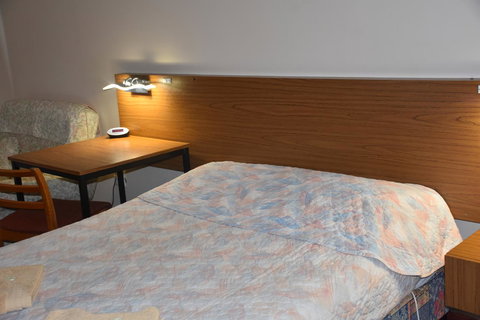 Mount Barker Valley Views Motel & Chalets, Western Australia - Accommodation Brisbane 43