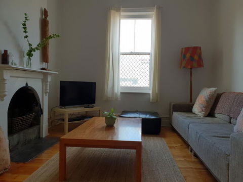 Captain\'s Heritage Cottage - Central Fremantle 2 Bedroom Historic Cottage - Accommodation Brisbane 2