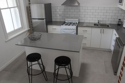Captain\'s Heritage Cottage - Central Fremantle 2 Bedroom Historic Cottage - Accommodation Brisbane 13