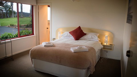 Karri Mia Chalets And Studios - Accommodation Brisbane 7