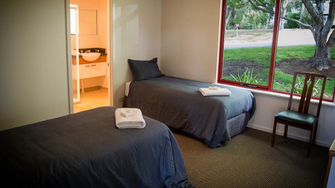 Karri Mia Chalets And Studios - Accommodation Brisbane 16