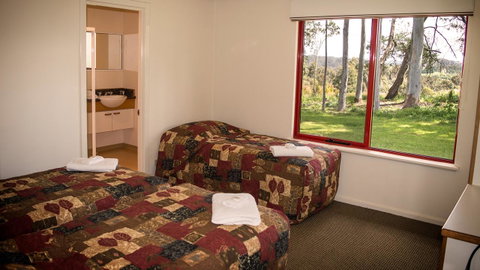 Karri Mia Chalets And Studios - Accommodation Brisbane 14