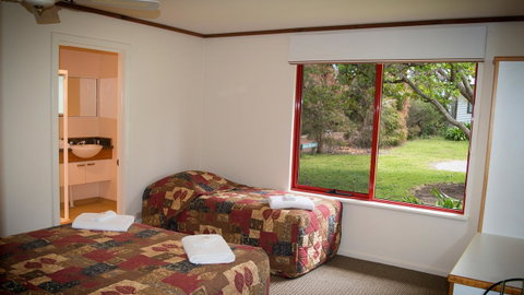 Karri Mia Chalets And Studios - Accommodation Brisbane 33