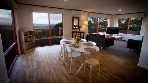 Karri Mia Chalets And Studios - Accommodation Brisbane 4