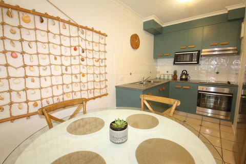 Cossies By The Sea - Accommodation Brisbane 9